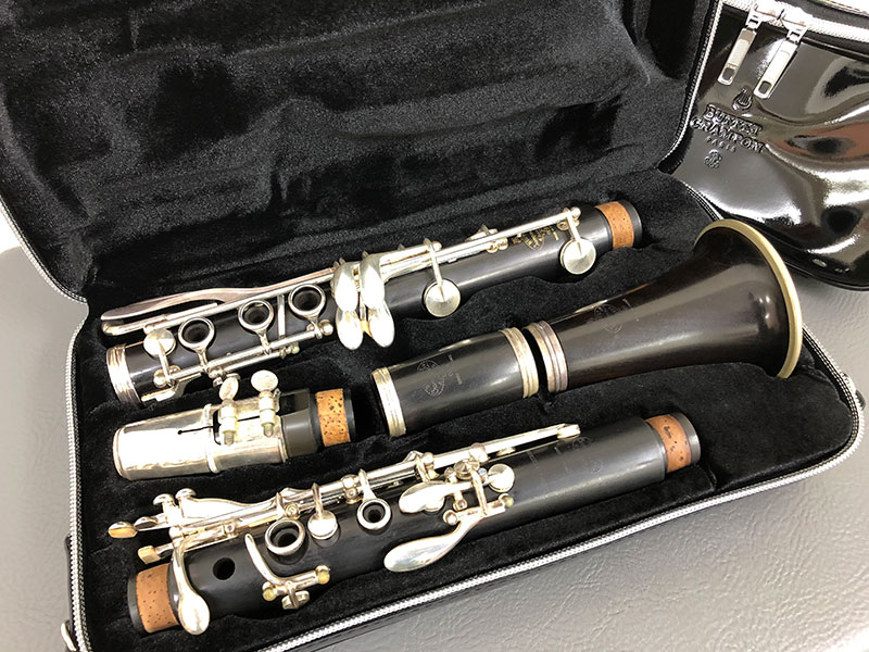 スガナミ楽器の店員さんはどんなケースを使っているの？渡邊の