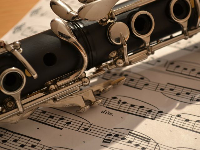 ジャズクラリネット 音楽教室 管 吹奏楽器 スガナミ楽器